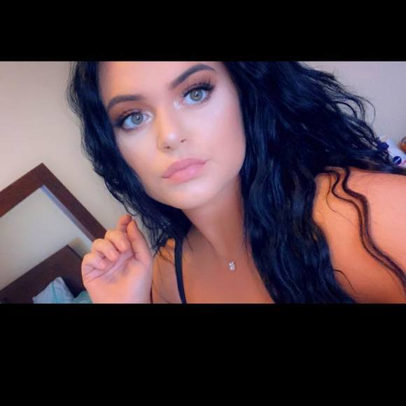 Meet your Posher, Brooklyn - Picture 1 of 1